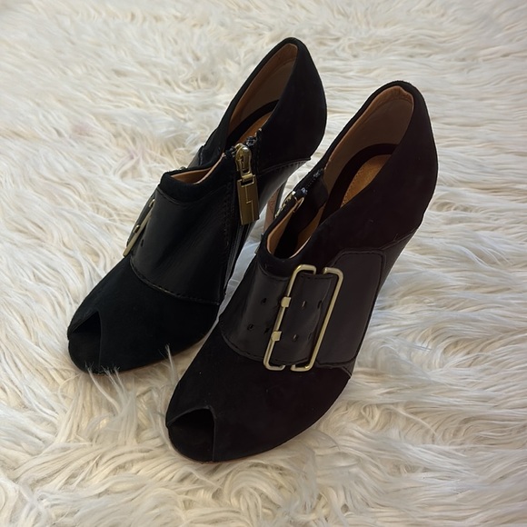 L.A.M.B. Black Suede Leather Peep Toe Pumps - Picture 2 of 10
